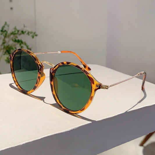 Luce Dorata Shades